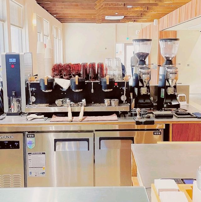 Owol School Cafe