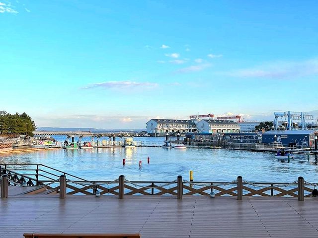 Relaxing Moments at Sea Paradise, Yokohama