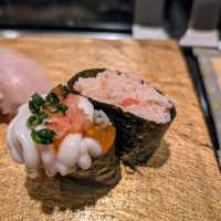 🇯🇵橫濱「立鮨 すし横」 ポルタ美食街立食壽司🍣，輕鬆享受正宗滋味!