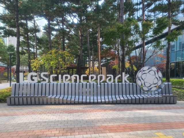 루프탑 야외수영장이 있는 에스알 호텔 마곡 (SR 호텔 서울 마곡) 디럭스 트윈룸 호캉스