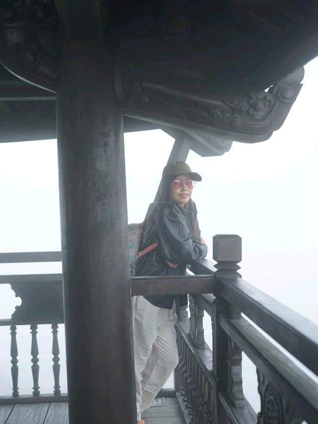 วัดหลินฟองเซ็น (Linh Phong Zen Monastery)