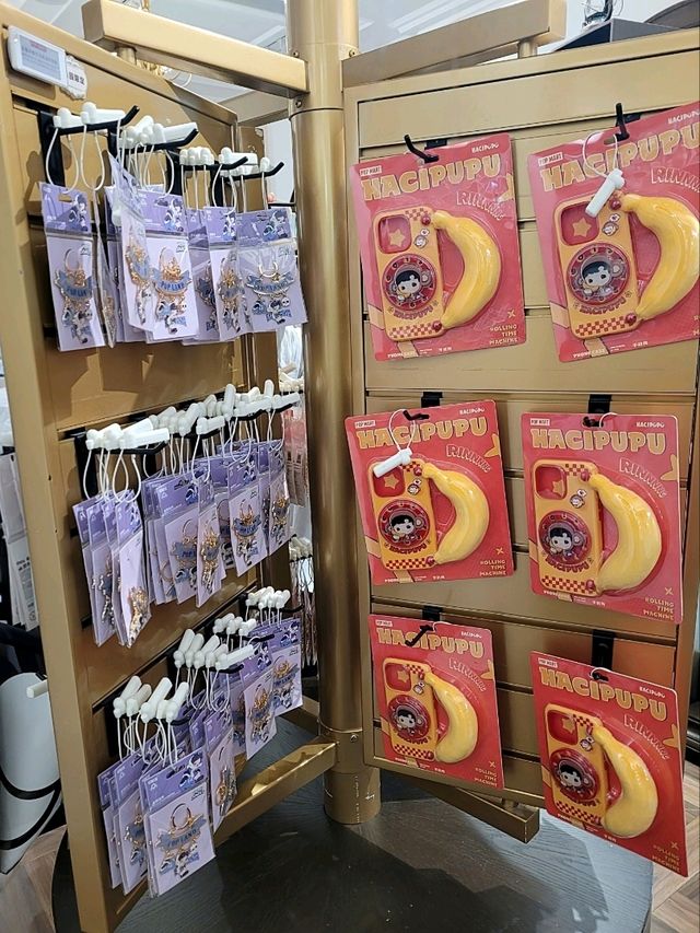 Summer essentials at Molly's Castle