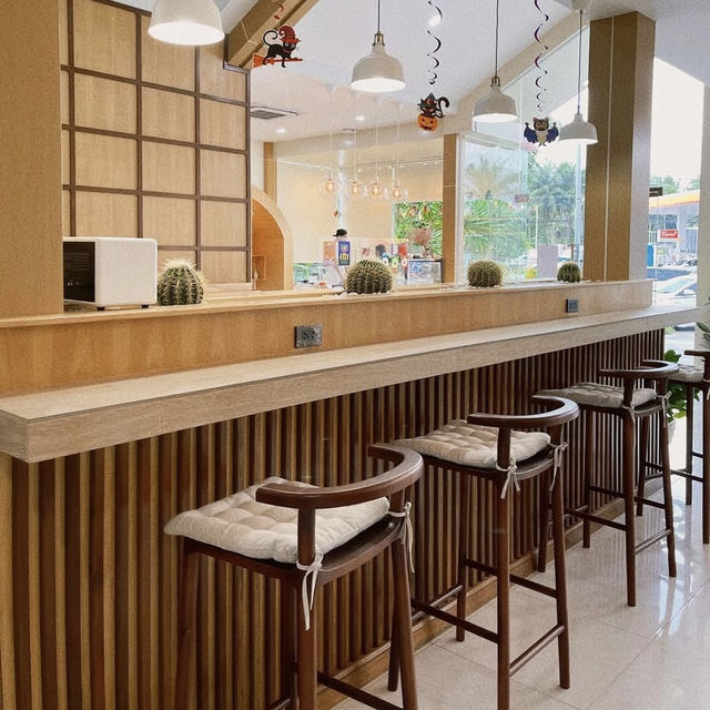 Smilow Cafe — คาเฟ่ในปั๊มที่ทำให้ใจพองโตได้จริง 