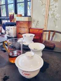 英德紅茶的搖藍