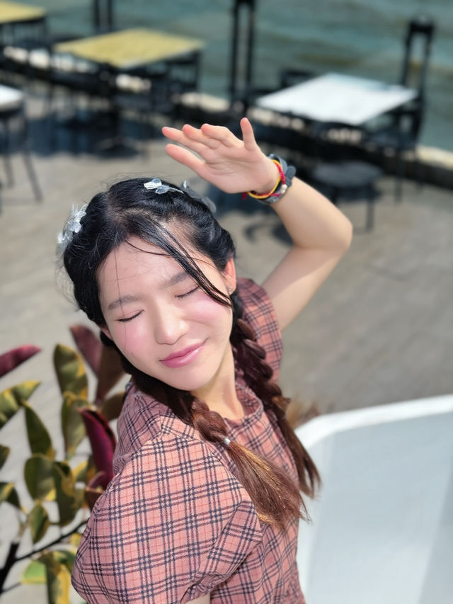คาเฟ่ที่โดนตกอีกแล้วจ้า : Burgundy บางแสน 🌠