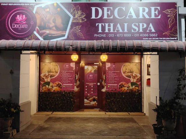 💆‍♀️ Quick Fix for Tired Feet – Decare Thai Spa