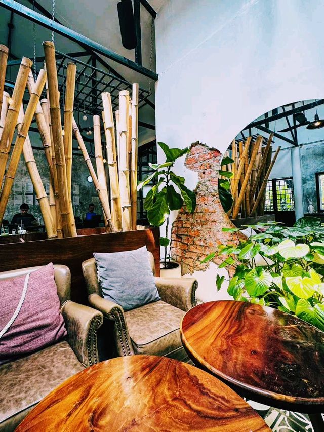 柬埔寨暹羅著名網紅景點咖啡店：Footprint cafe Siem Reap，適合打卡拍照📸