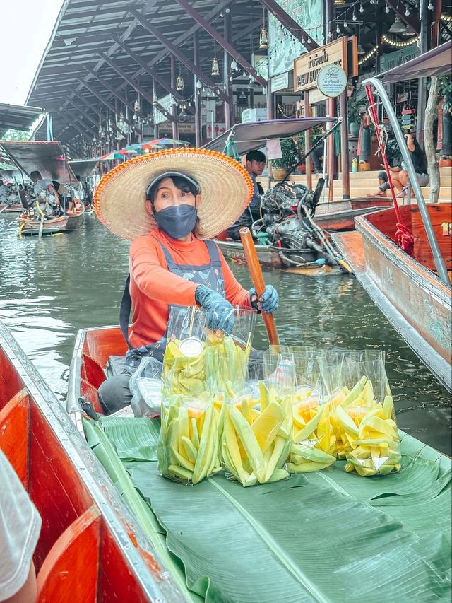 Boatloads of Fun at Damnoen Saduak Floating Market