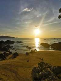 🌅⛱️ sunset at Phuket