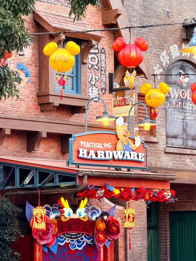 First Rides, Big Smiles: A Child’s Day Out at Shanghai Disneyland