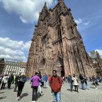 Strasbourg  เมืองสายน้ำสุดคลาสสิคแห่งฝรั่งเศส