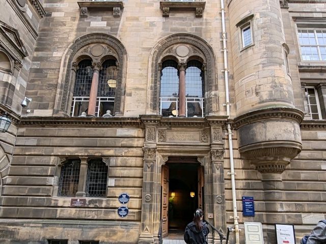 The University of Edinburgh: Architectural Grandeur
