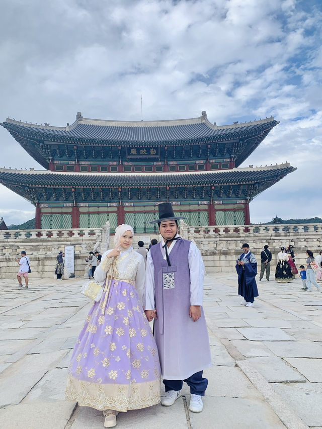 Inside Gyeongbokgung Palace | Seoul’s Royal Treasure 🏯✨