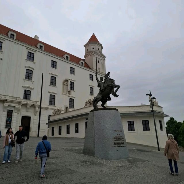 Discovering the Charm of Bratislava Castle
