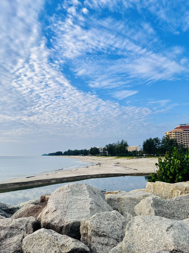 Batu Buruk’s Golden Hour Glory