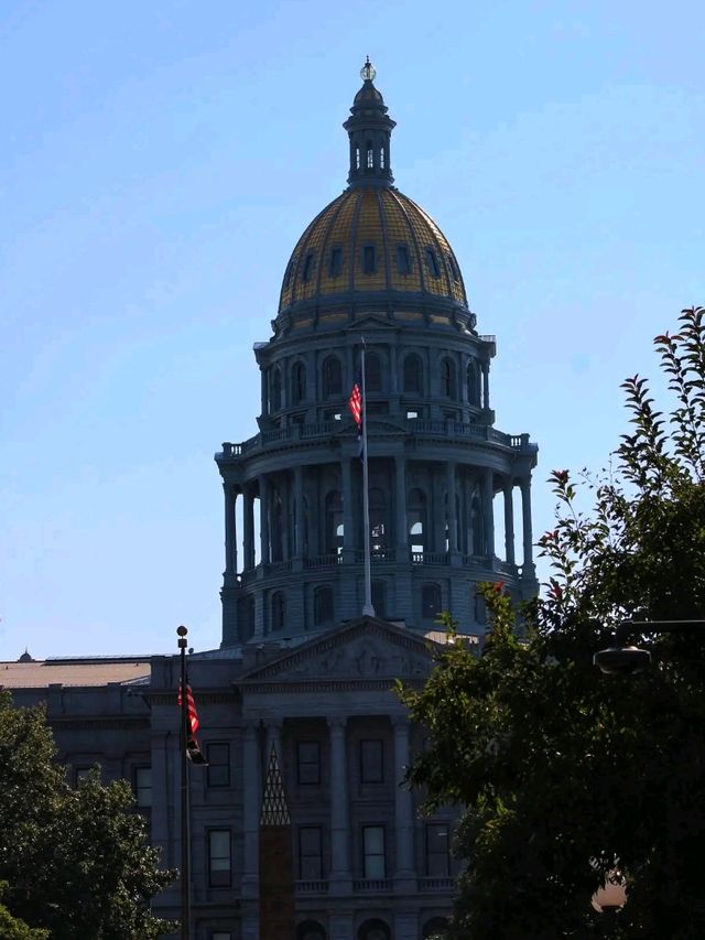 🏛️ Colorado State Capitol – A Mile High Icon 🏛️ Colorado State Capitol – A Mile High Icon