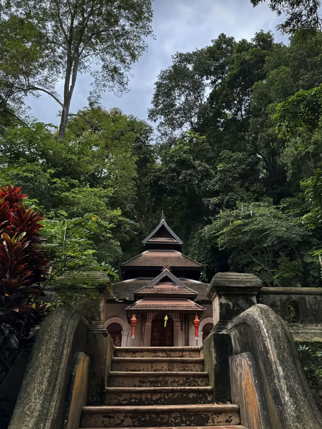  วัดผาลาด Wat Pha Lat 