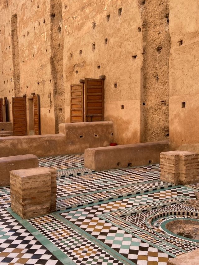 Badi Palace: A Marvel of Moroccan Architecture! 🏰