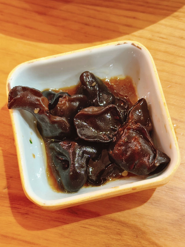 銅鑼灣抵食川菜大盤酸菜魚🐟  