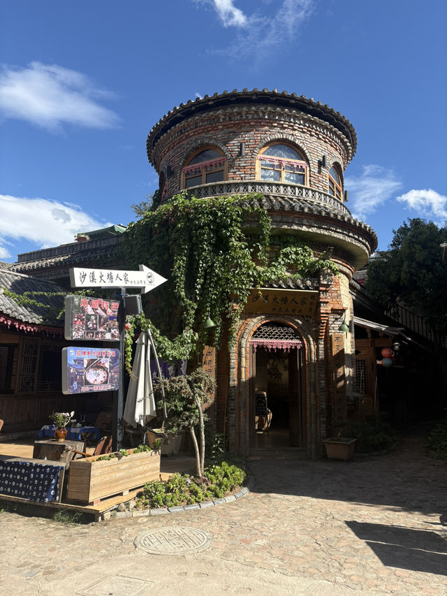 Stroll around Shanxi Ancient Town
