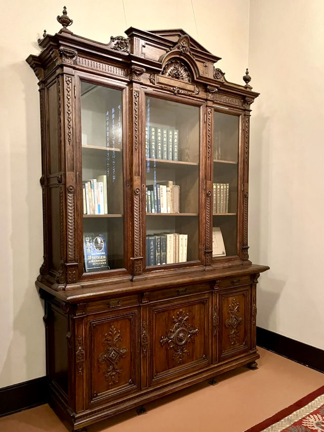 🏛️ A Hidden Gem in Asukayama Park — Seien Bunko Library