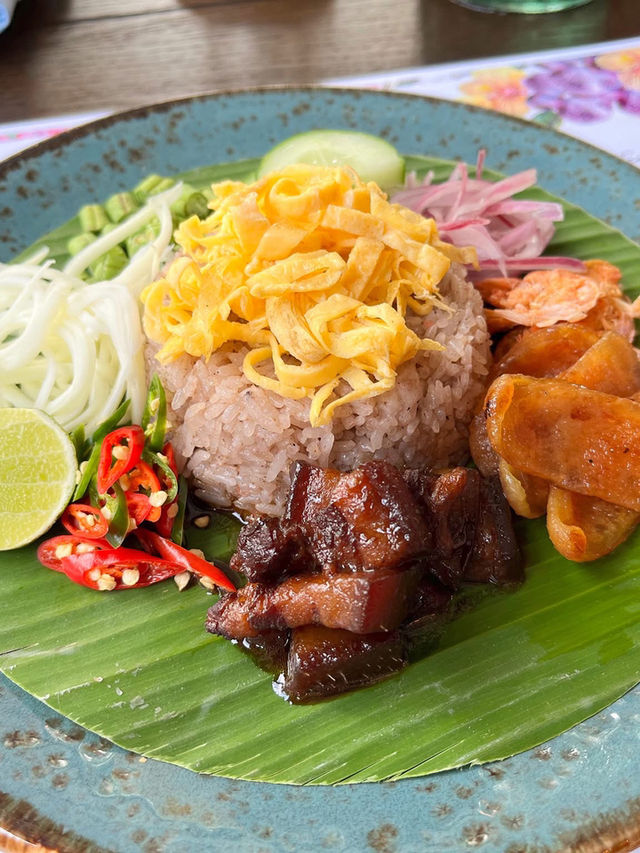 อาหารเช้า ปังๆ โรงแรม Kimpton Kitalay Samui 