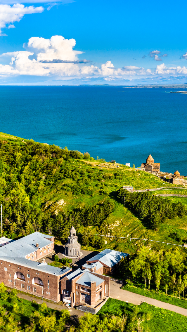 ทะเลสาบเซวาน(Lake Sevan) คือขุมทรัพย์แห่งธรรมชาติ