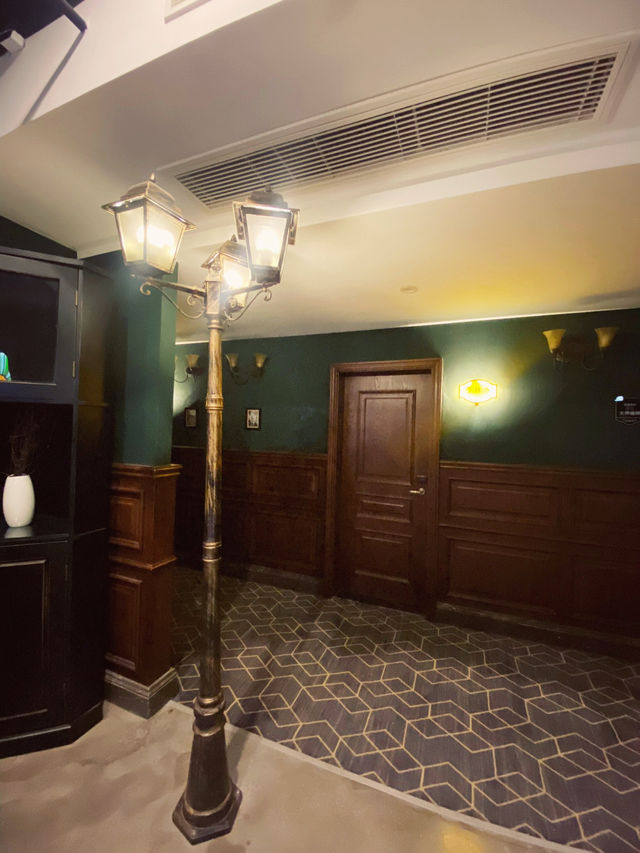 🚶‍♀️ 上海南京東路步行街｜熱鬧X文化X人文—城市裡最璀璨的散步大道