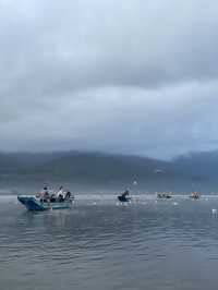 瀘沽湖晨霧|霧裡的湖光與水性楊花