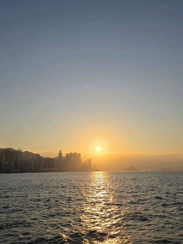 維港日落剪影絕美打卡地📸 西九文化區 維港日落剪影絕美打卡地📸 西九文化區