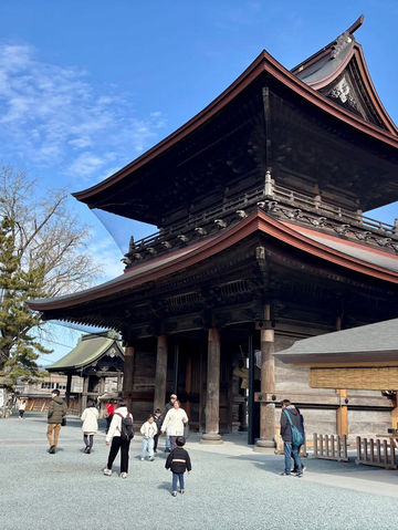 跨越兩千年的守護「阿蘇神社與日本三大樓門」