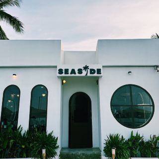 Coffee with a View: The Best Seaside Cafe Experience in Penarik Beach