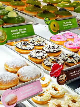 Krispy Kreme เปิดใหม่ย่านอารีย์ ต้องแวะ!