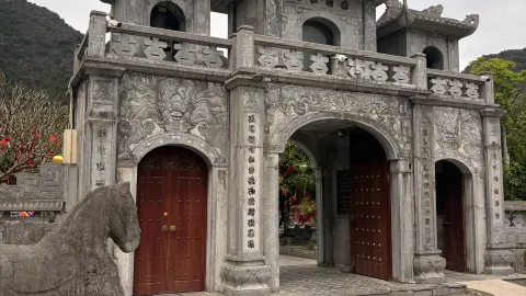 Hidden Stone Temple in Ninh Binh: The Perfect Cycling Escape 🚲⛩️ — traveler post in Dong'e