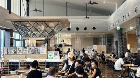 이타다키 테라스: 후지산을 배경으로 점심 식사를 즐겨보세요. 정말 잊지 못할 경험이 될 것입니다. — traveler post in 고텐바