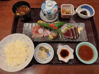 Gourmet Guide to Kochi's Hirome Market and Obiyamachi