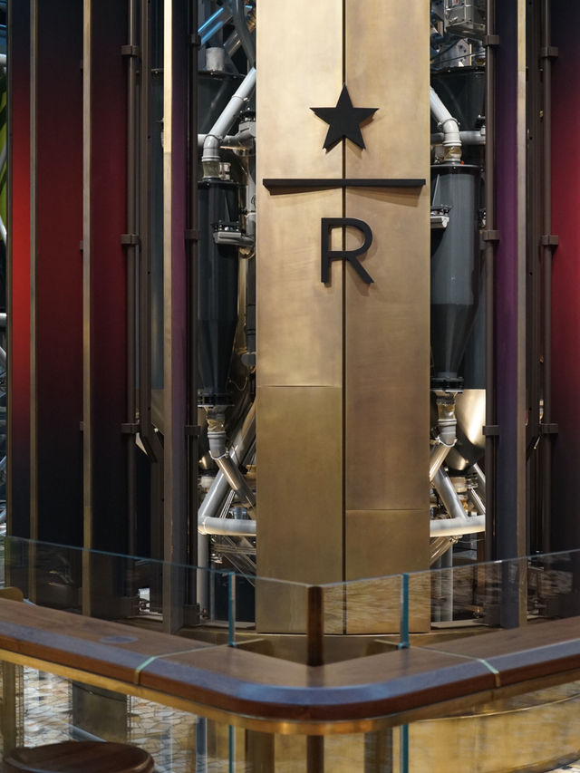Milan | Starbucks Reserve Roastery in the centre of Milan