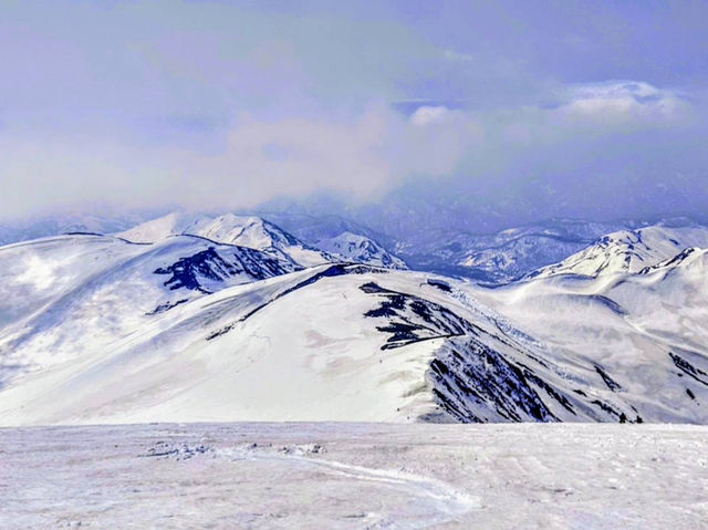 Volcano at an altitude of 1,984 metres