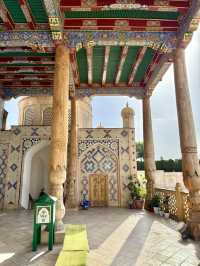 Spring Serenity at Hazrat Khizr Mosque