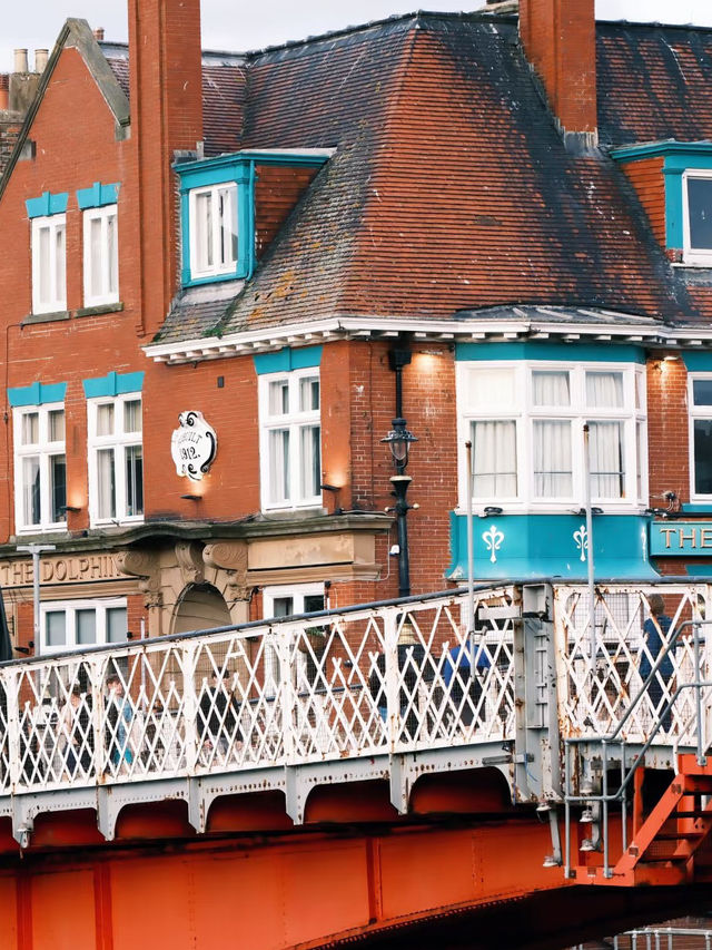 Seagulls, Sunsets, and Shadows: A Day in Whitby