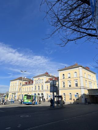 🚶‍♂️🌊 Walking Through Wonder: A Stroll Around Friedrichshafen, Germany 🌅🏞️