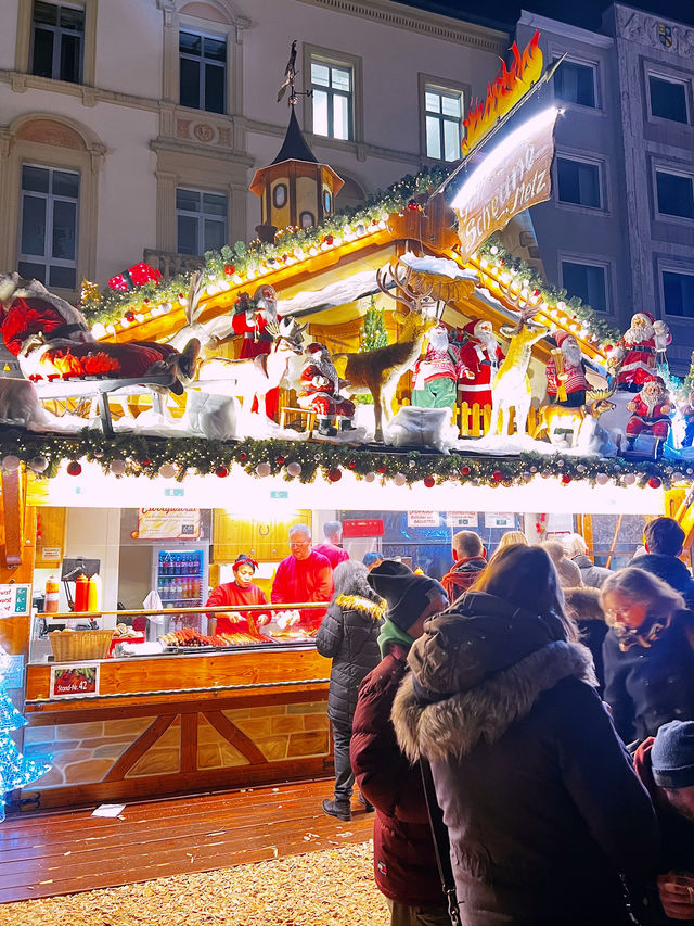 A Quick Christmas Escape: Karlsruhe Weihnachtsmarkt Magic 🇩🇪