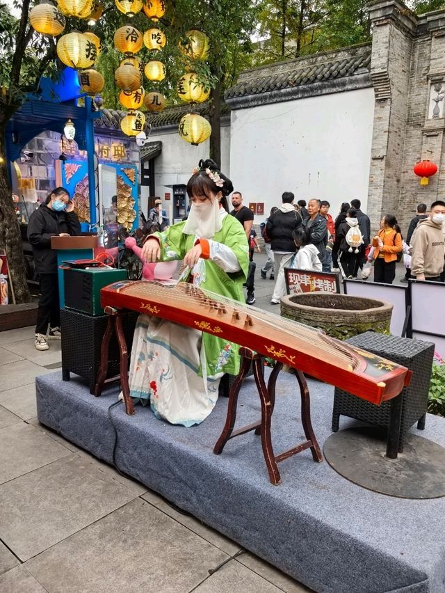 Чэнду: Город, где история дышит в каждом уголке Чэнду: Город, где история дышит в каждом уголке