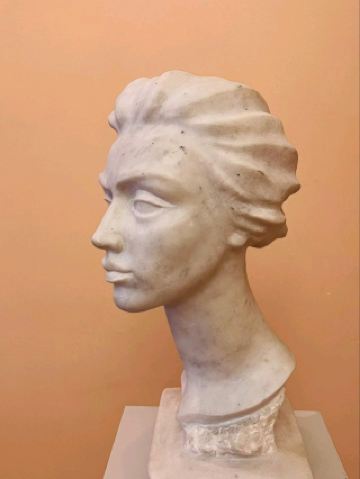 #winterescape Step into a Regal Wonderland at Homieĺ Palace and Park Ensemble 👑🌳  
Hidden in the heart of Gomel, the Homieĺ Palace and Park Ensemble whisks you back to aristocratic grandeur, with lush park grounds and regal halls waiting to be explored. Indoors, the exhibition hall is a real highlight—featuring fascinating sculptures and vibrant artworks. Picture strolling past marble figures with stunning palace architecture as your backdrop.  

Recommended Route:  
Start early at the Palace’s main gates on Lenin Square and wander through the park’s manicured paths (perfect for serene morning light photos). Make your way to the exhibition hall—don’t miss that eye-catching indoor sculpture; try a close-up shot with the detailed background artworks for an “artsy” Insta moment!  

Must-Do Activities:  
- Explore the palace exterior and wander the gardens (the tree-lined alleyways are magical at sunset).  
- Spend time inside the exhibition hall—look for rotating displays, but the sculptures always steal the show.  
- Snap photos on the palace stairs and ornate balconies for regal vibes.  

Top Photo Spots:  
- The indoor exhibition hall: focus on the sculpture with the art-filled walls behind for a creative angle.  
- The riverside park benches for peaceful landscape shots.  
- The main palace façade—go wide for that “storybook palace” look!  

Visiting Tips:  
- The park is open 6:00 AM to 11:00 PM—early mornings or golden hour in late afternoon are least crowded and best for photos.  
- The exhibition hall might change displays—check what’s on before you visit.  
- Wear comfy shoes; it’s a big estate if you want to see every corner.  

Key Precautions:  
- Keep an eye on your belongings, especially indoors.  
- Be mindful not to touch the art—there are attendants on duty.  

#Gomel #HomielPalace #CultureTrip #ArtLovers #TravelNote