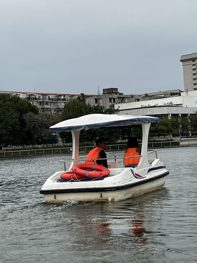 Rental Yacht in Guangzhou 😮