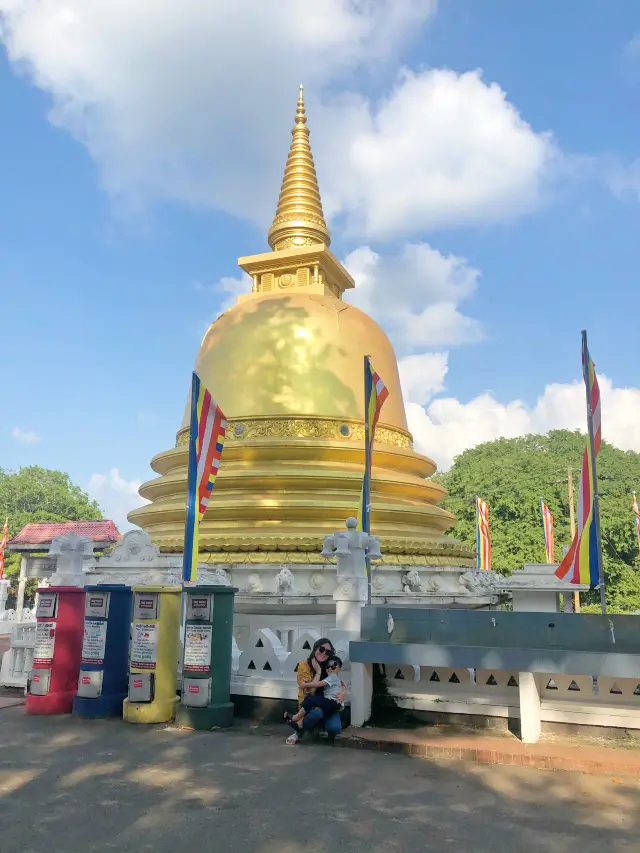 Sri Lanka 🇱🇰~~ Dambulla Cave Temple