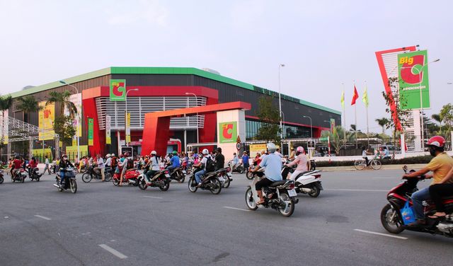 Is it necessary to visit Hanoi when traveling to Vietnam?