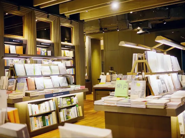 Eslite Bookstore|Aesthetic Life Museum