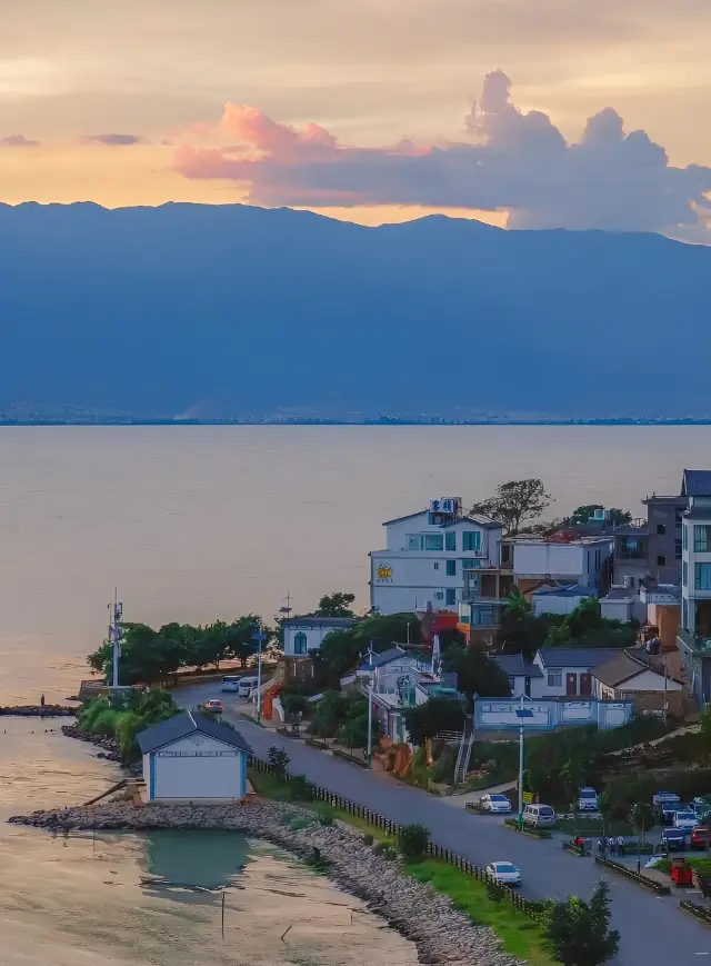 Wenbi Village in Dali Haidong - a small village where time can slow down