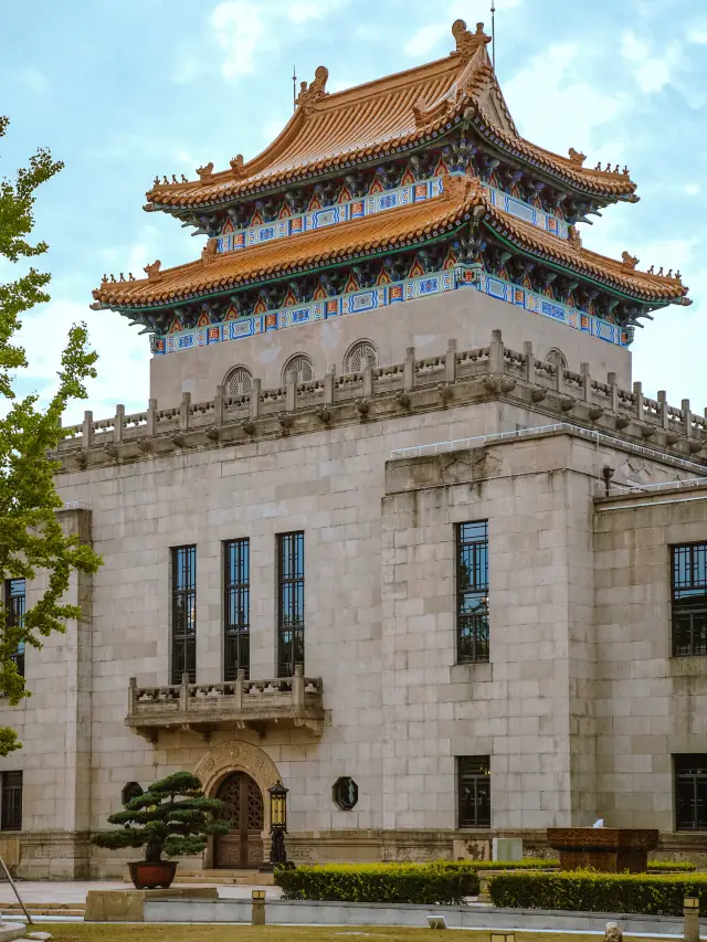 Not in Beijing, the 'Little Forbidden City' in Magic City, a century-old library, reopens